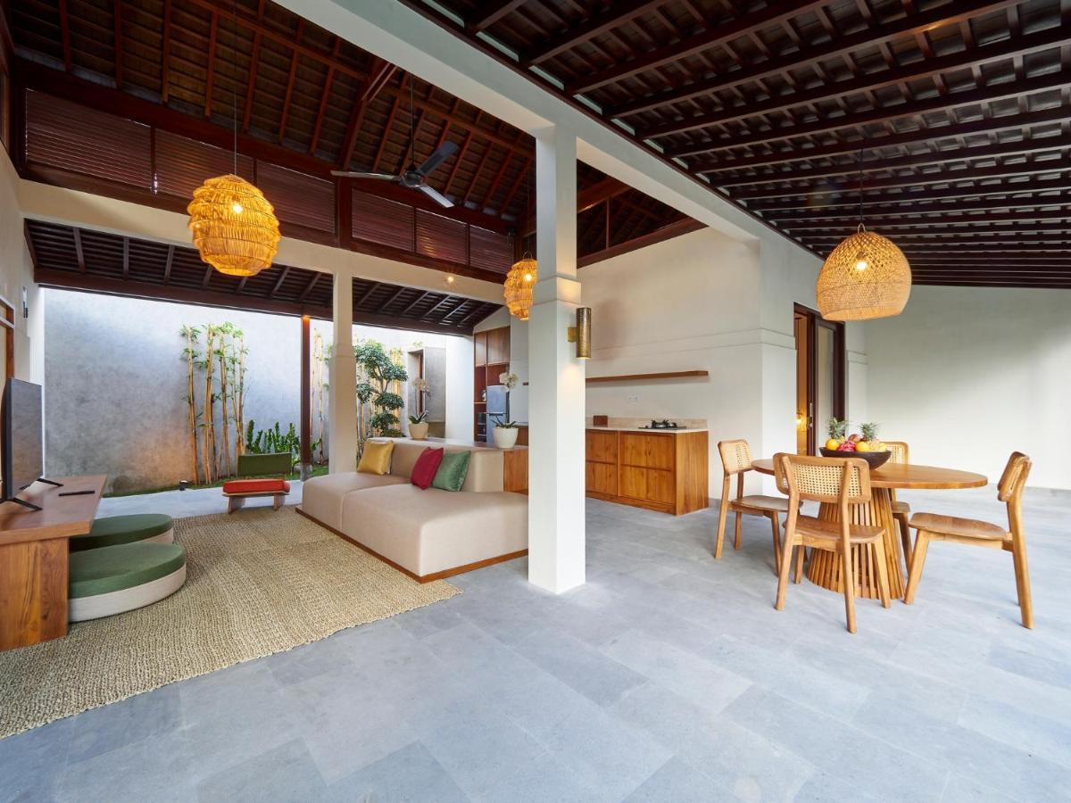 Bumbak Park Villas Canggu (Bali) Exterior photo